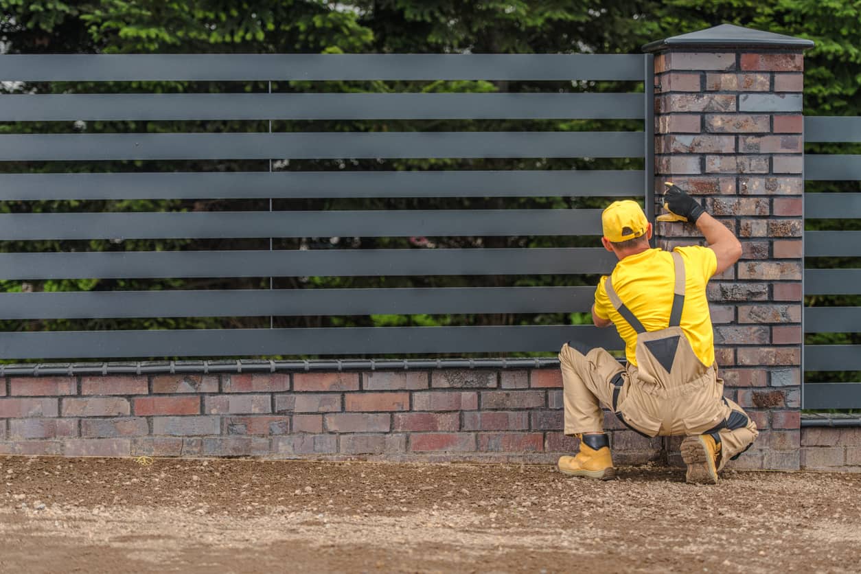 The Complete Guide to Fencing Contractors in Toowoomba
